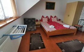 Joos Apartman